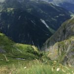 Un coup d'oeil vers la vallée (2019)