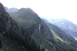 Cascade au début de la montée