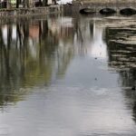 Le bassin du château de L'Isle, au départ de la balade