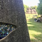 La forêt des enfants: chemin du vent et la pyramide au fond